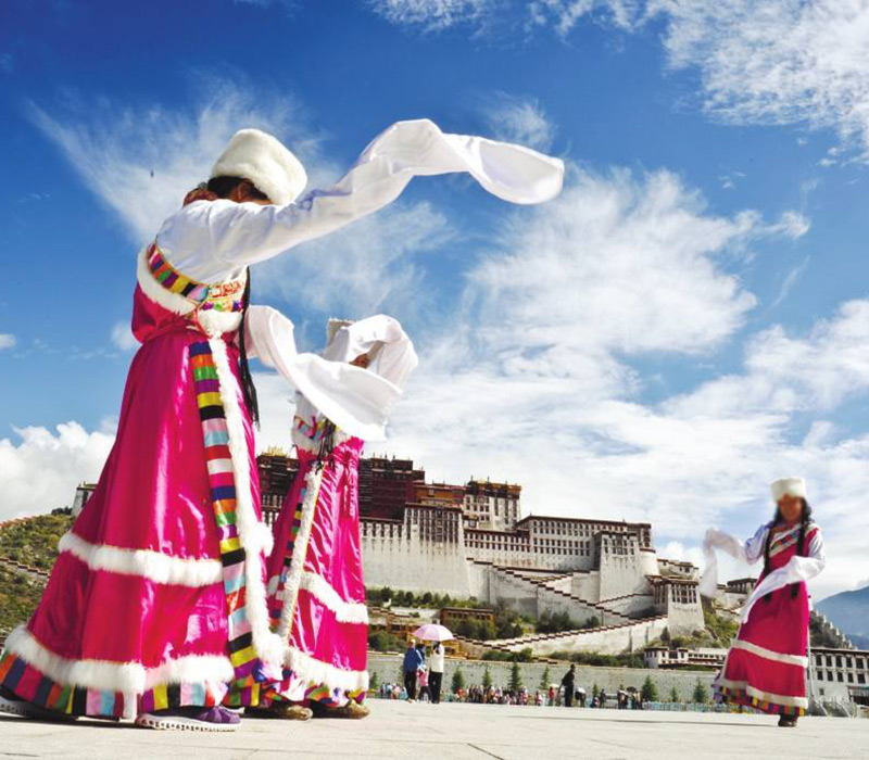 稻城亚丁自助游旅游