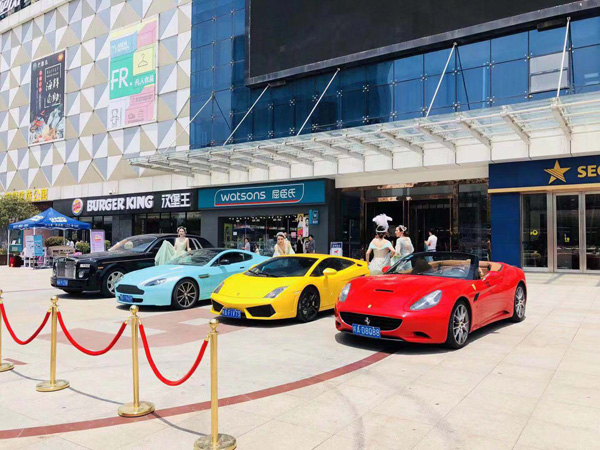 阜陽(yáng)轎跑出租