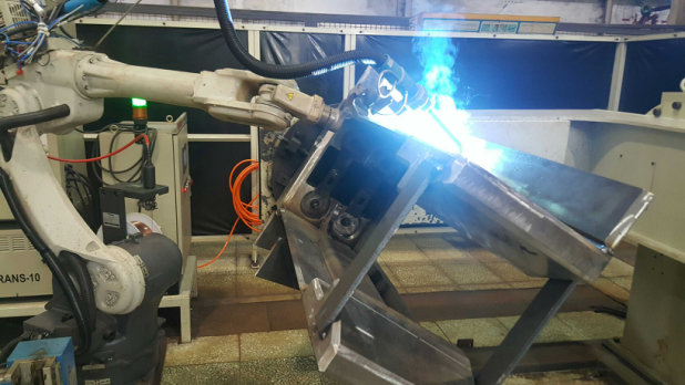 中車焊接機器人安裝調試