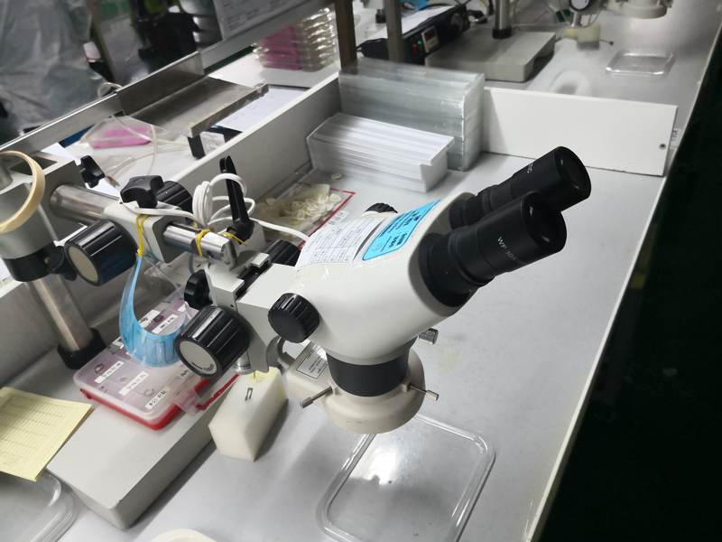 显微镜台