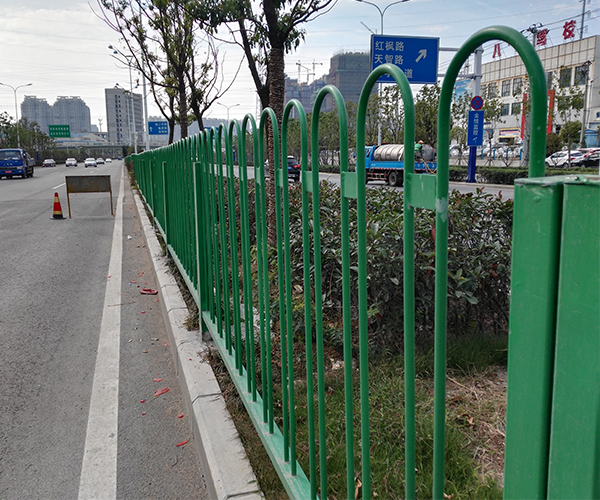 Cloud Zoom small image