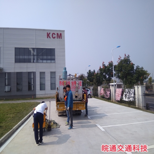 滁州精美電器停車場道路標(biāo)線施工