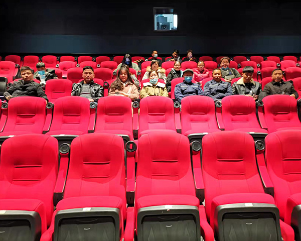 員工看電影活動(dòng)