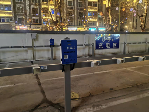 新能源汽车交流充电桩