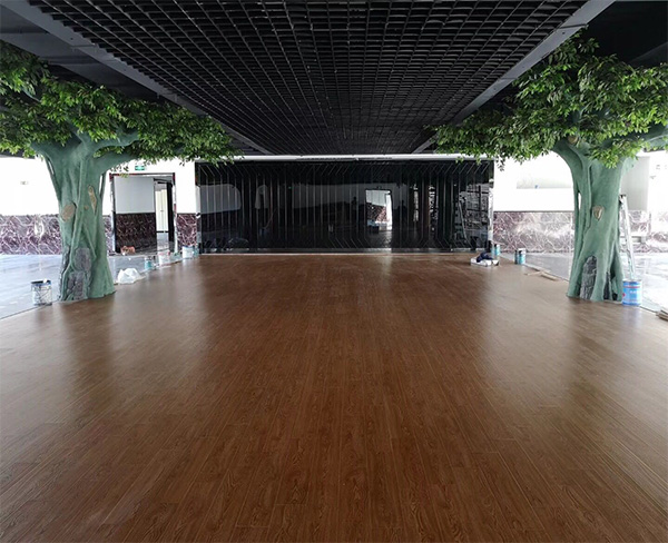 金水里舞厅会所仿真树