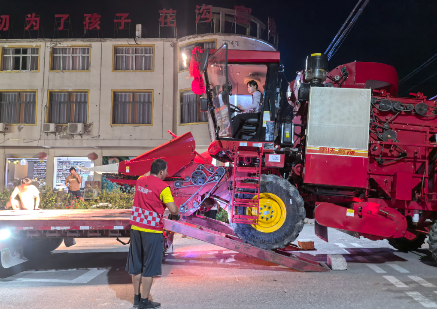 运满满一键叫车，娜娜开农机火遍全网：河南首站告捷