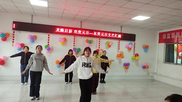 20240102084535_35479.jpg 21fd96fad95de25912613a110319ead.jpg