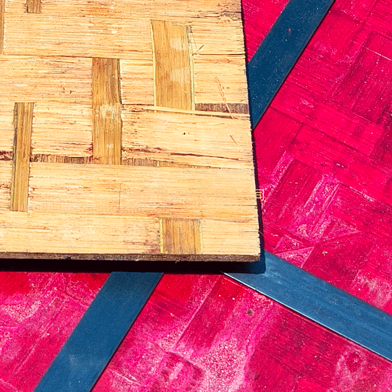 席面竹胶板VS传统木模板：5大关键性能对比实验